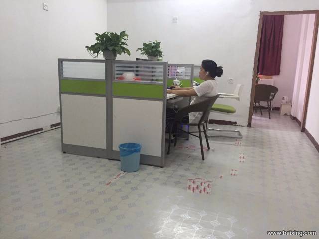西客站中国陶瓷城黄金地段店铺出租转让可直接开店入住
